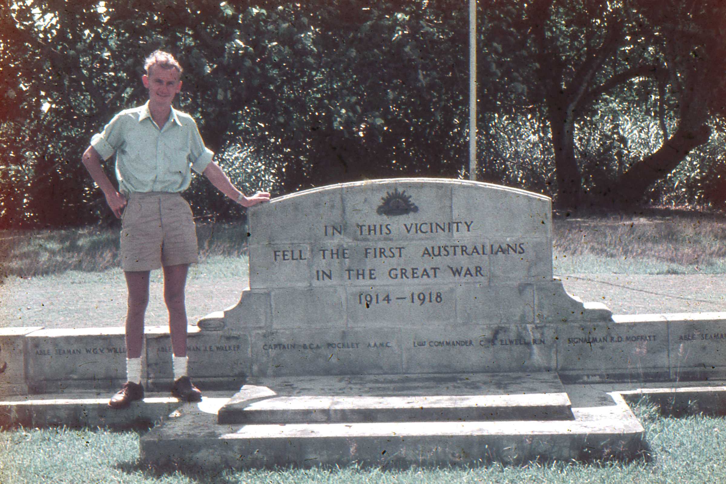 A Memorial to the six sailors who lost their life in 1914 in capturing Rabaul from the Germans – Bob Skitch