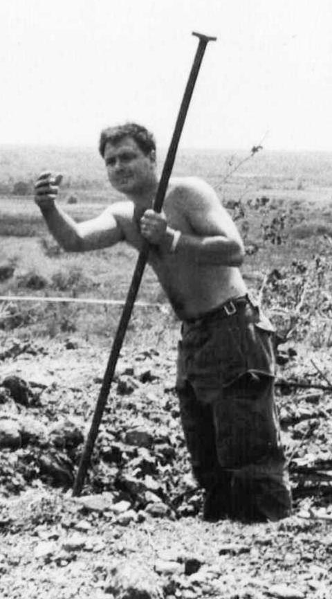 Decision made – Stan digs the hole