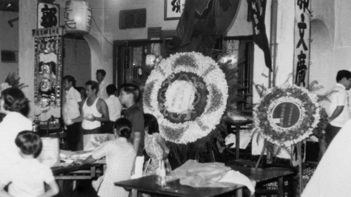 Sago Lane again – festivity at a funeral