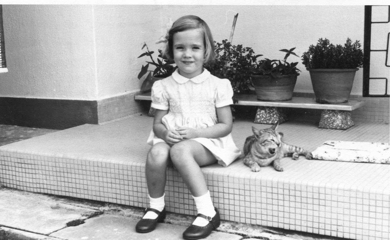 Sarah and ‘Cat’ at 94 University Road